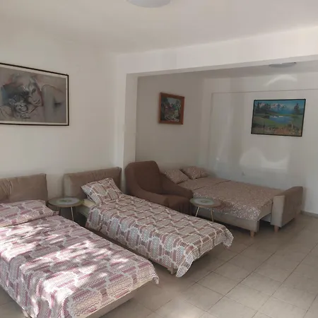 Zest Apartman *